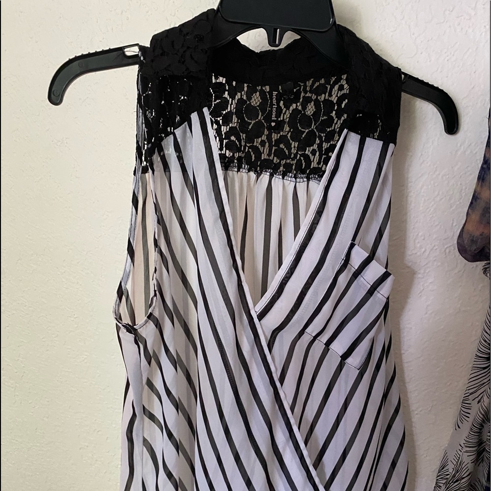 black and white top
